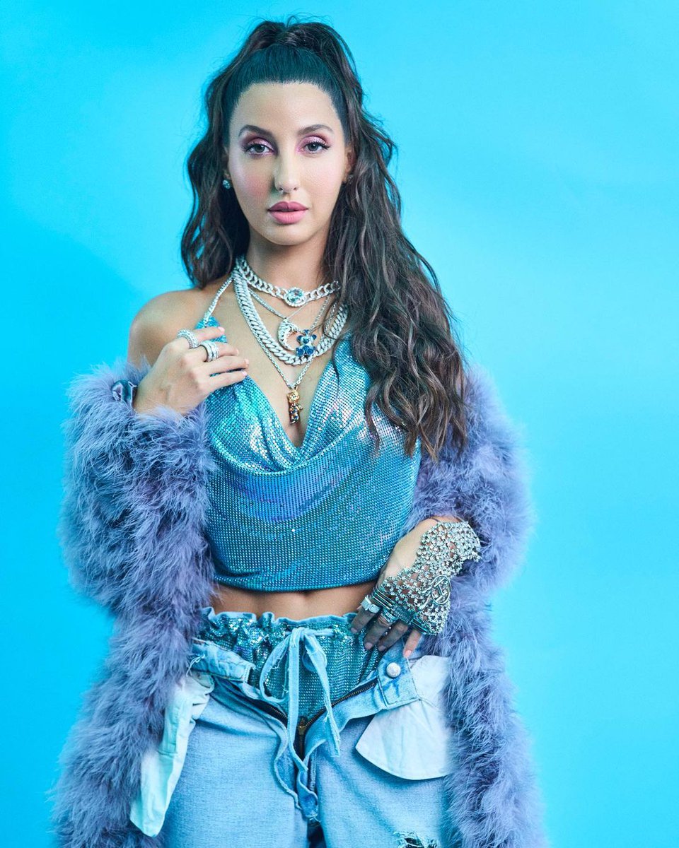 Nora Fatehi Nackt 5331
