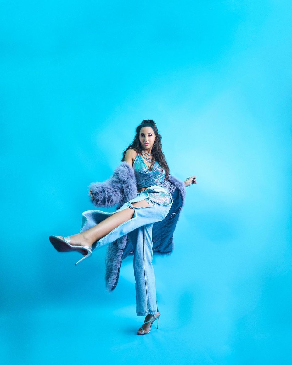 Nora Fatehi Nackt 5332