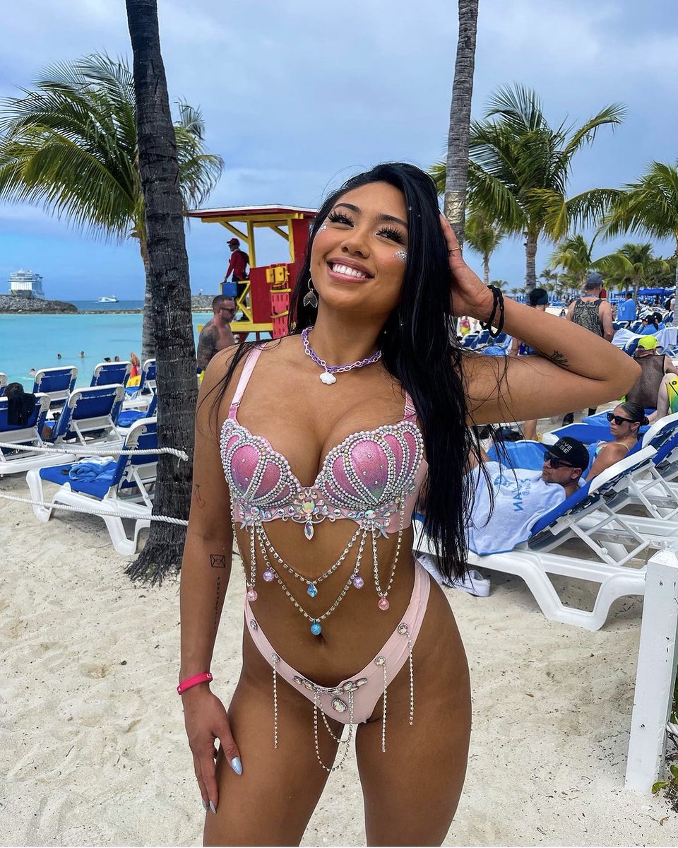 Sabrina Mella Nude 6612