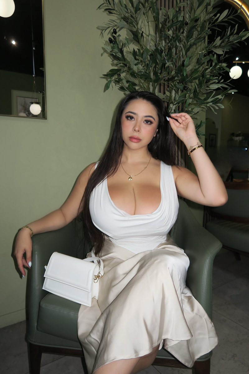 Reema Rochelle Nude 3869