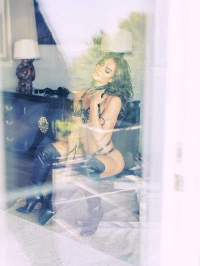 Whitney Johns Desnuda 22510