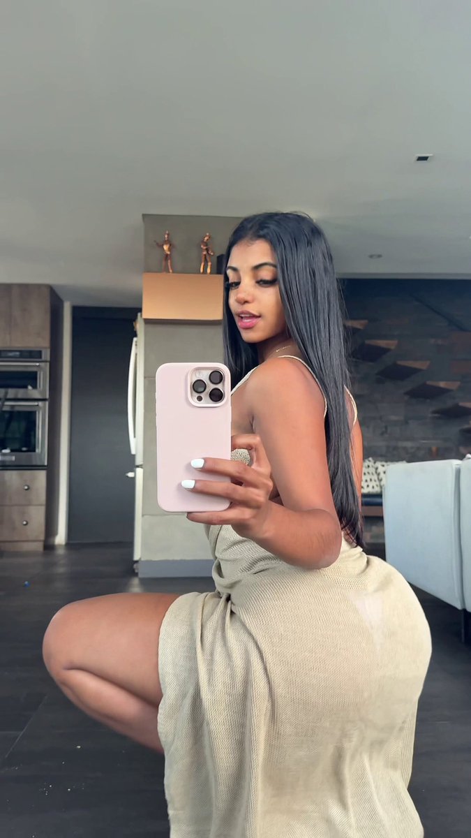 Julieth Diaz Nude 12658