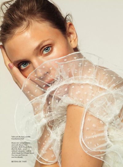 Constance Jablonski Nude 15618