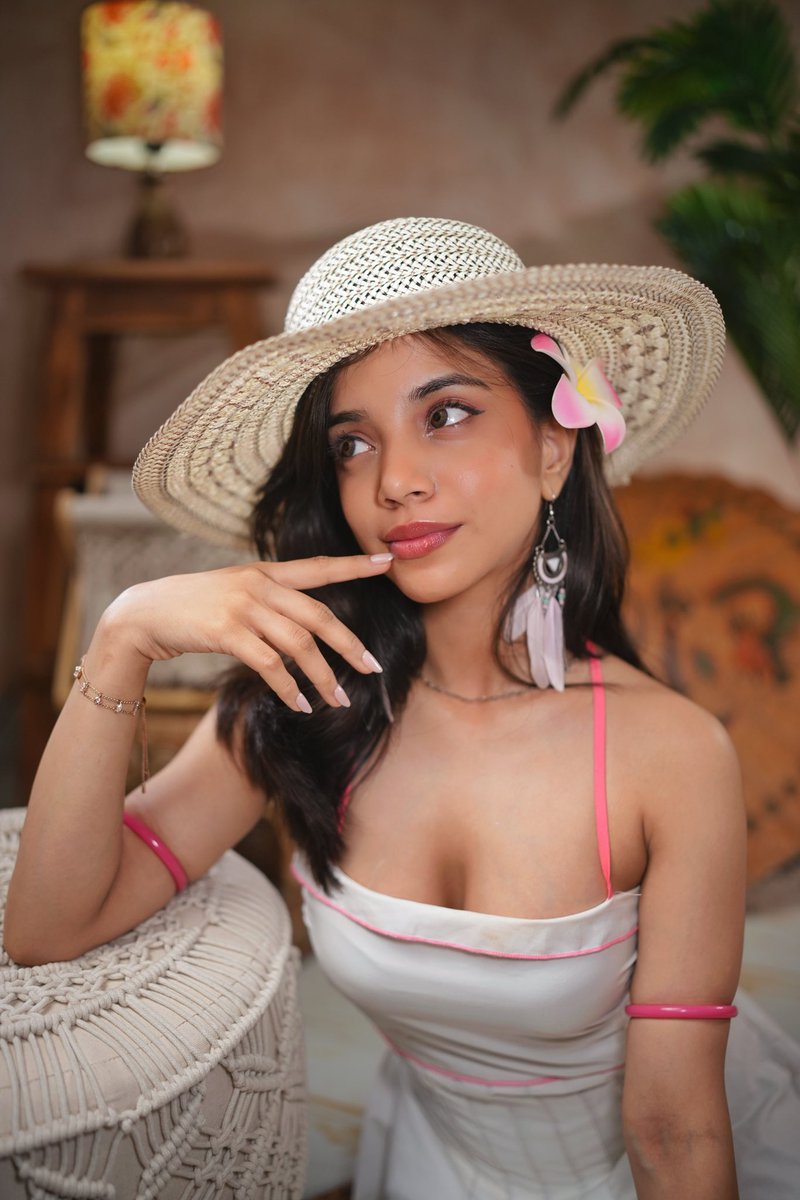 Muskan Karia Nackt 7826