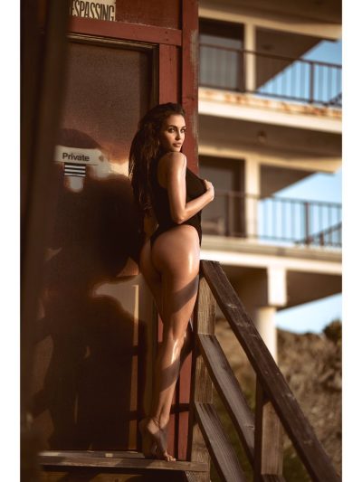 Jaclyn Swedberg Nua 21412