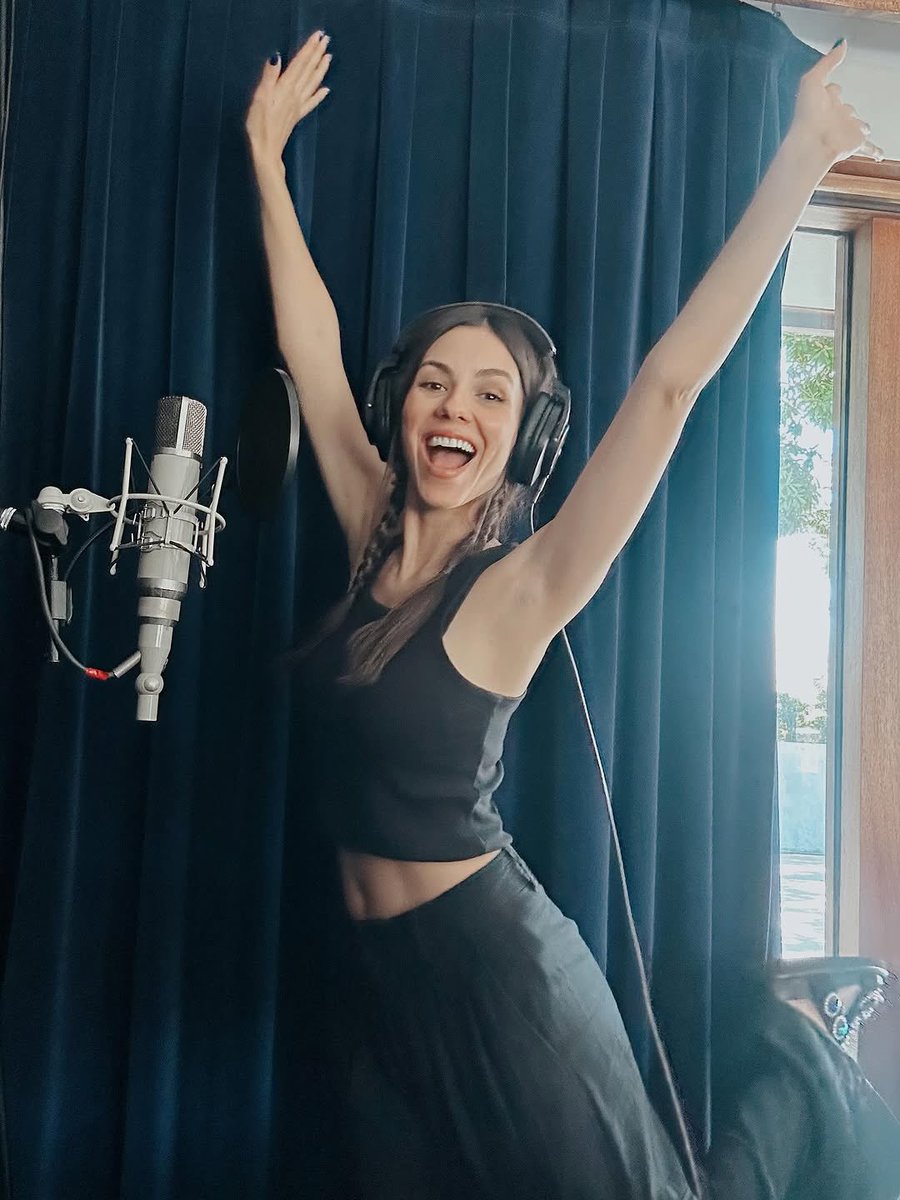 Victoria Justice Nackt 9299