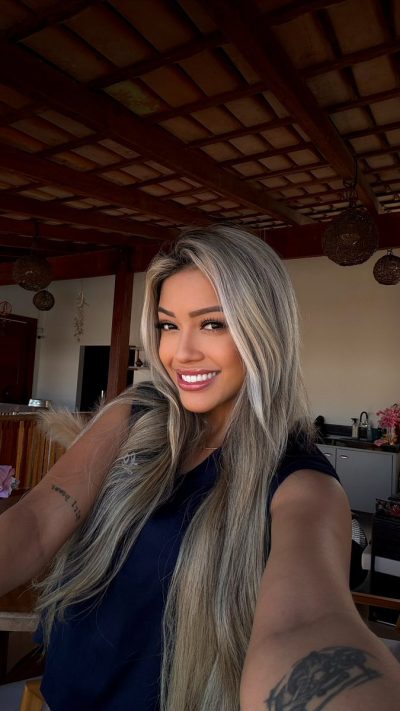Karlyane Menezes Nua 22601