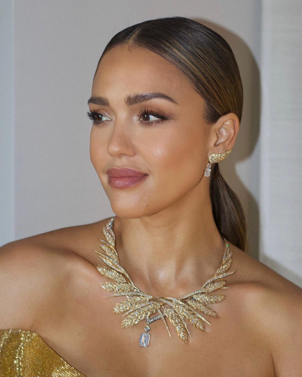 Jessica Alba Nude 4005
