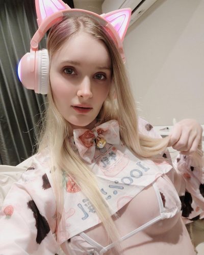 Lily Hart Nude 17045