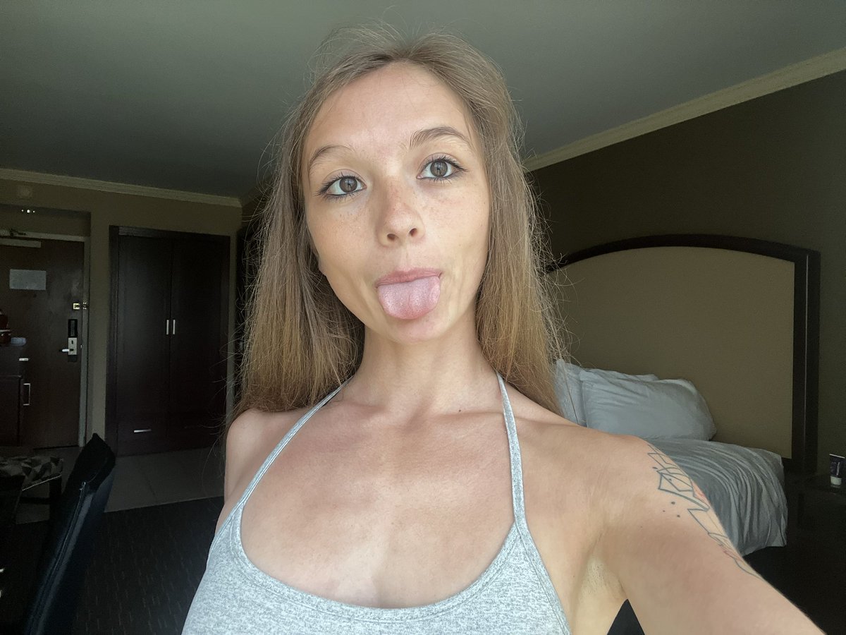Mira Monroe Nude 7610