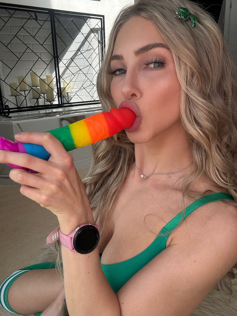 Alix Lynx Nackt 2872