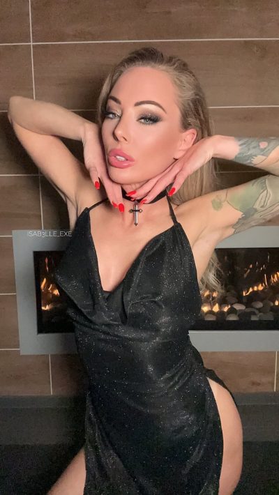 Isabelle Deltore Nue 21779
