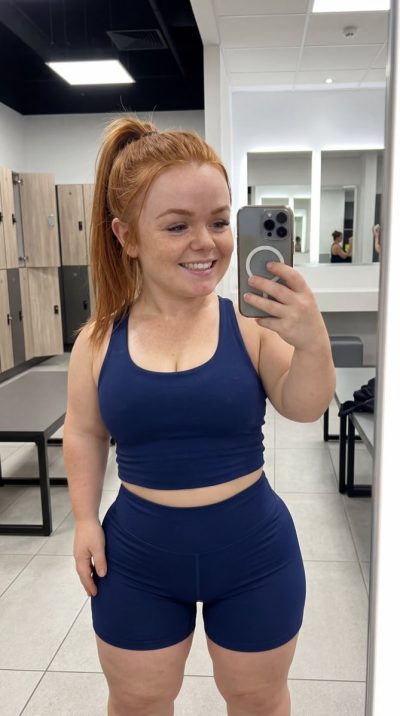 Tiny Tessa Nude 23970