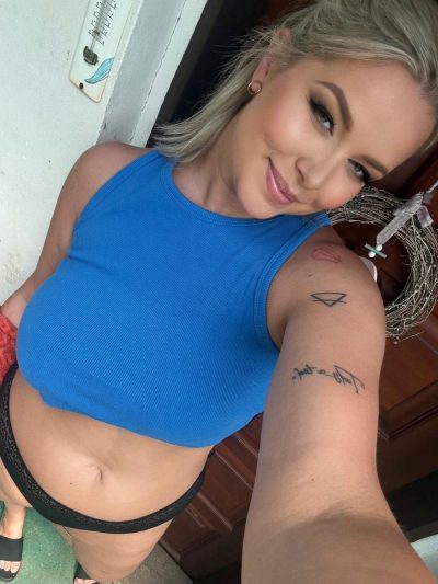 Nikki Dream Desnuda 22044