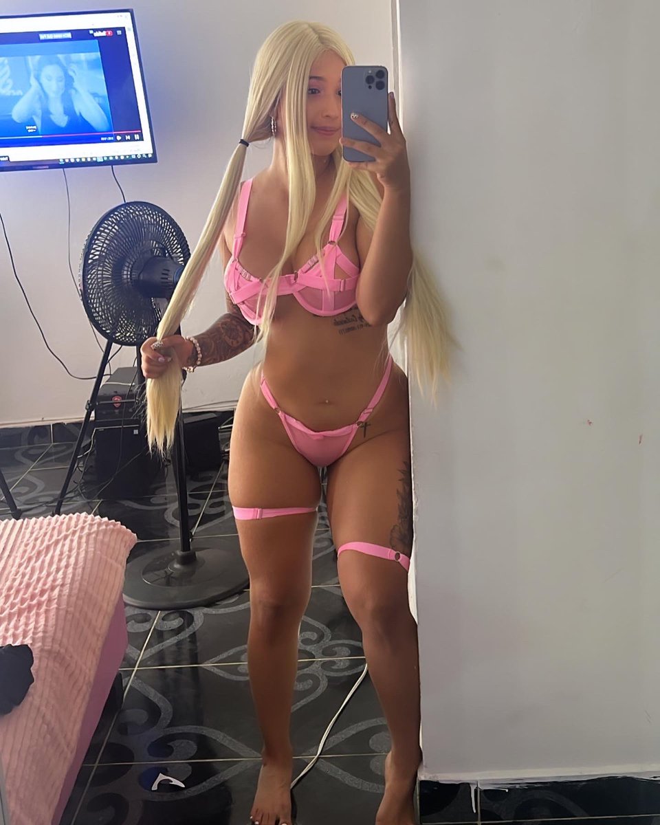 Valeria Castaneda Nue 7333