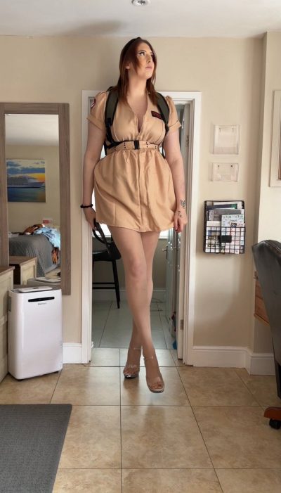 Katie Woolls Nue 26209