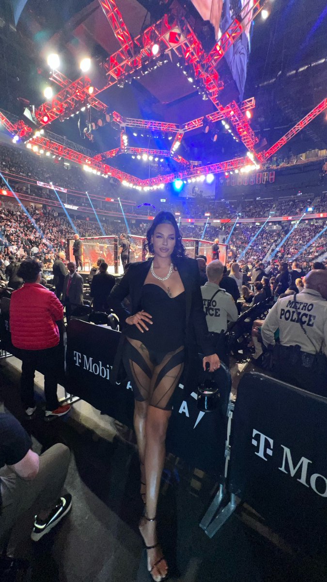 Liz Cambage Nackt 8116