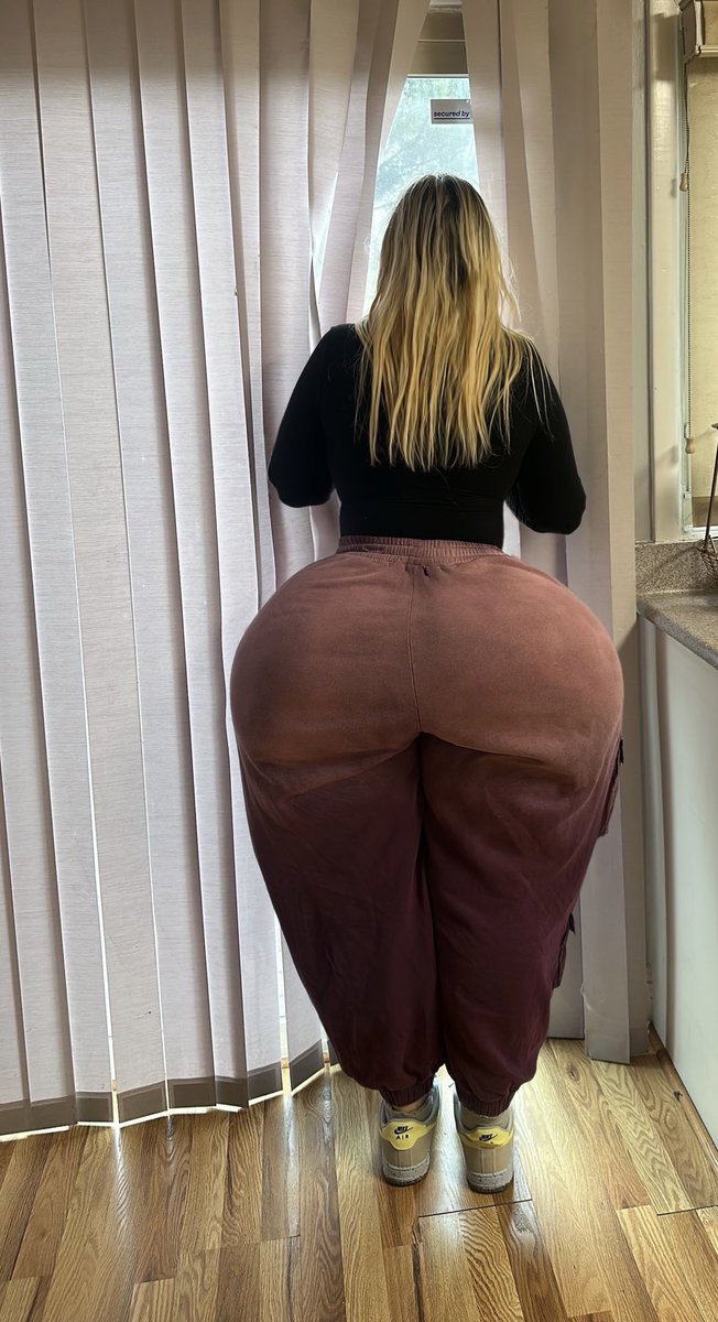 Deisy Garcia Nude 9917