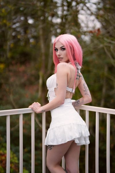 Rolyat Nackt 27750