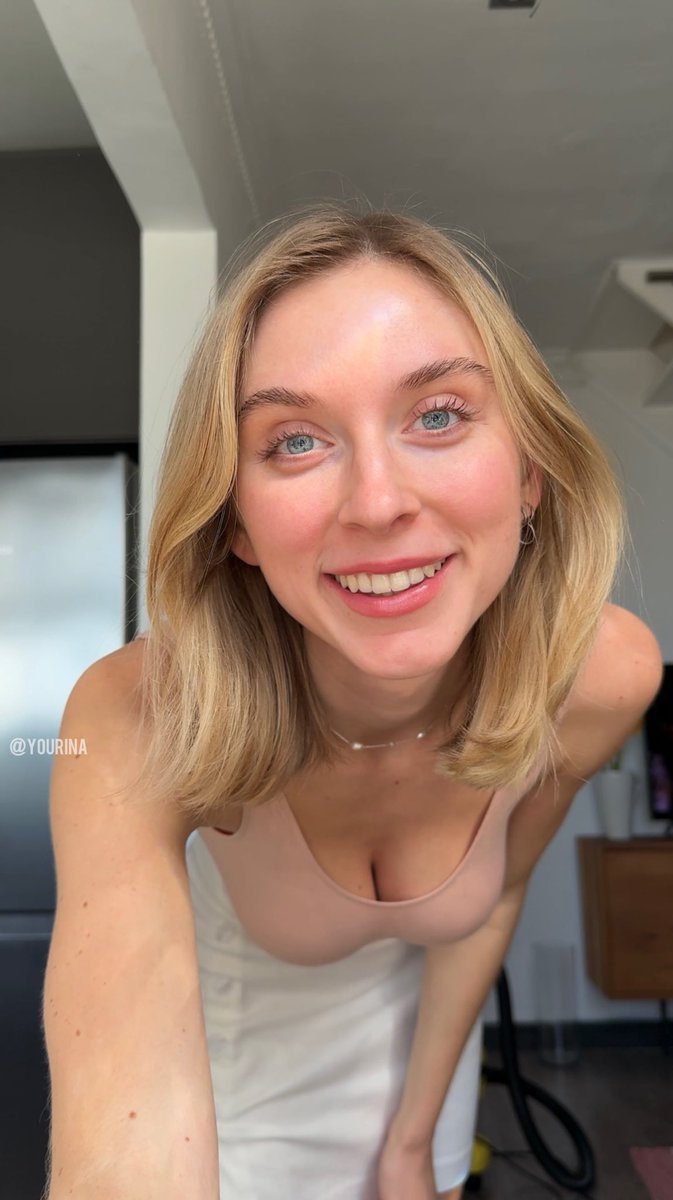 Yourina Desnuda 7113