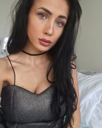 Nicole Love Desnuda 22575