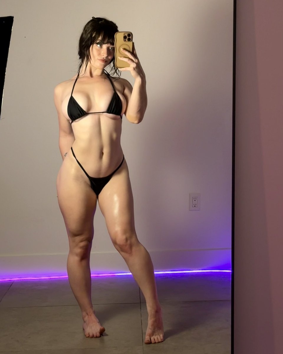 Ruby Elizabeth Nude 9810