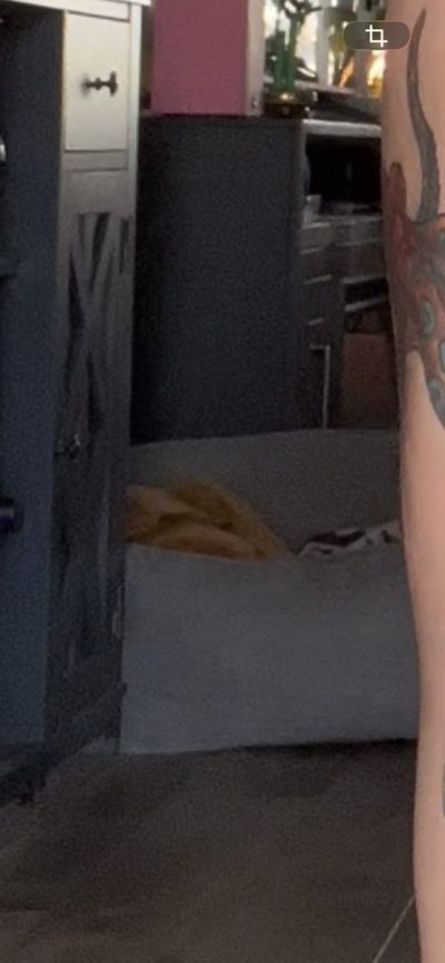 Queen Egirl Nude 22776
