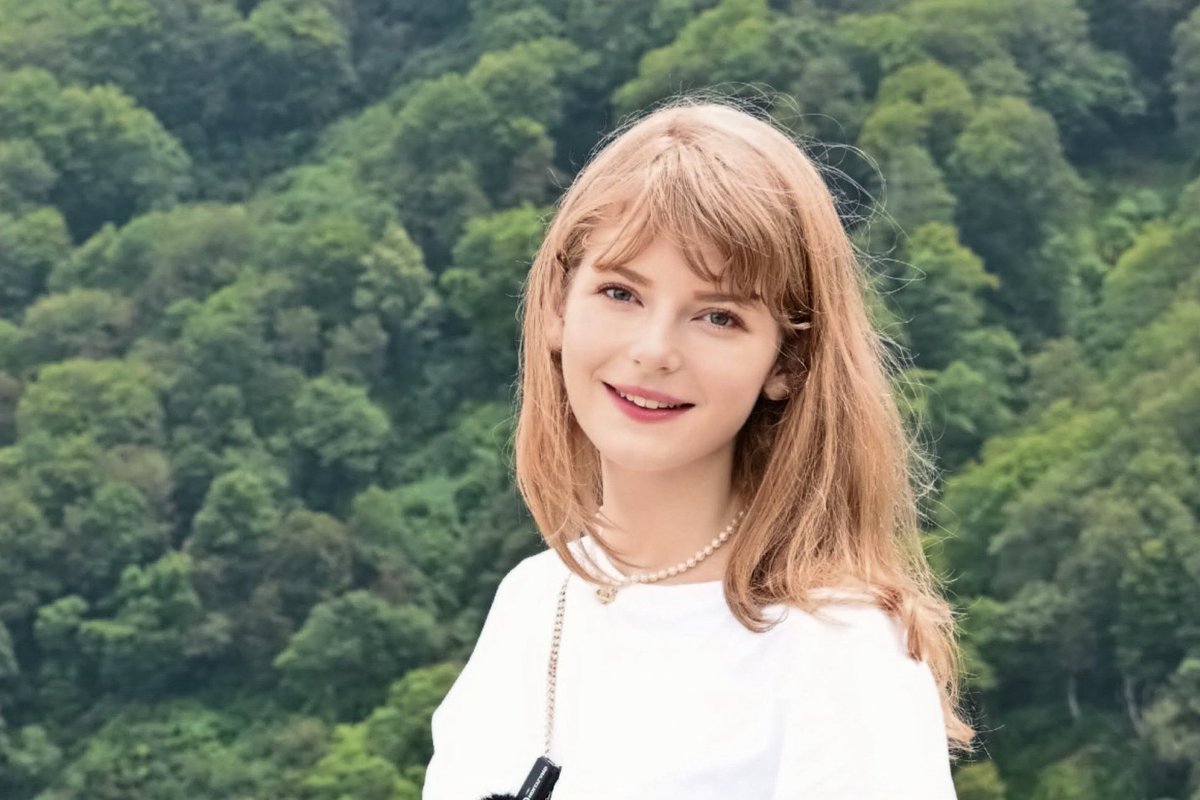 Ella Freya Nackt 1402