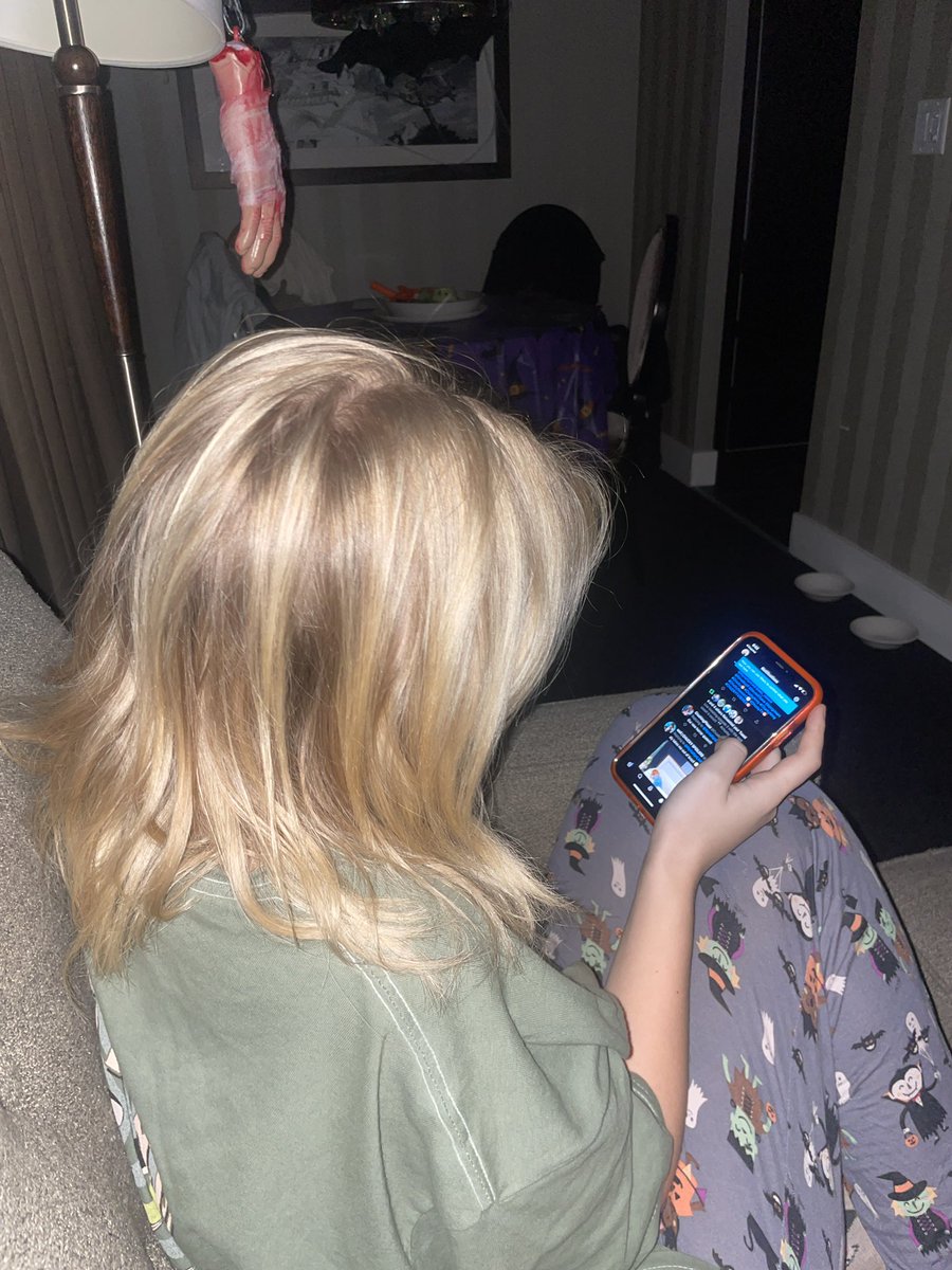 Natalie Alyn Lind Nue 12133