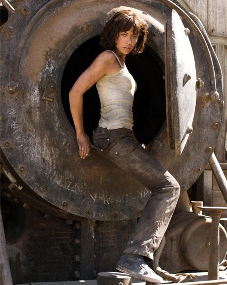Olga Kurylenko Desnuda 4951