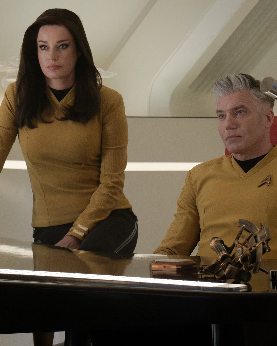 Rebecca Romijn Desnuda 2118