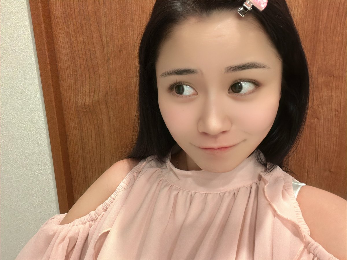 Yu Tano Desnuda 8285