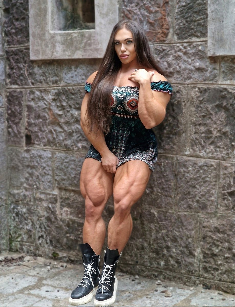 Nataliya Kuznetsova Nue 11004