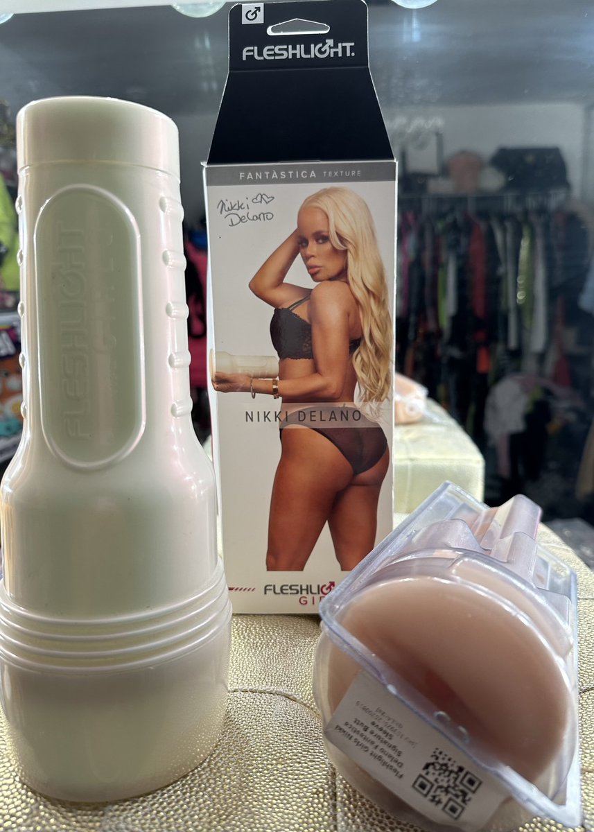 Nikki Delano Nude 5098