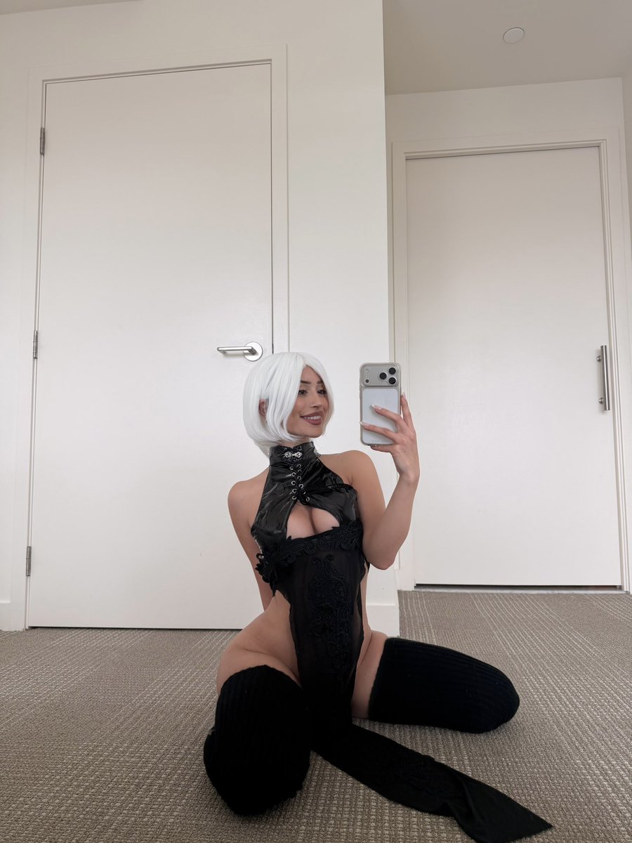 Miranda Raschell Nue 2214