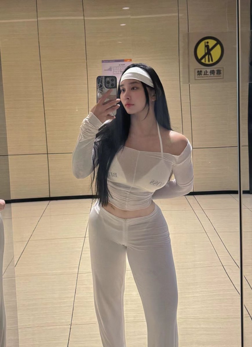 Songyuxin Hitomi Nackt 341