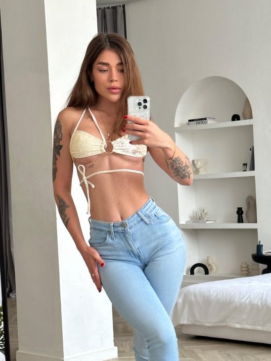 Lilly Skye Nude 10661