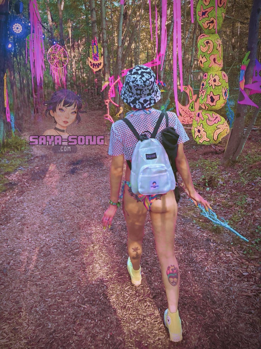 Saya Song Desnuda 12877
