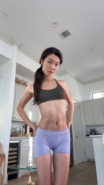 Lucy Mochi Desnuda 20163