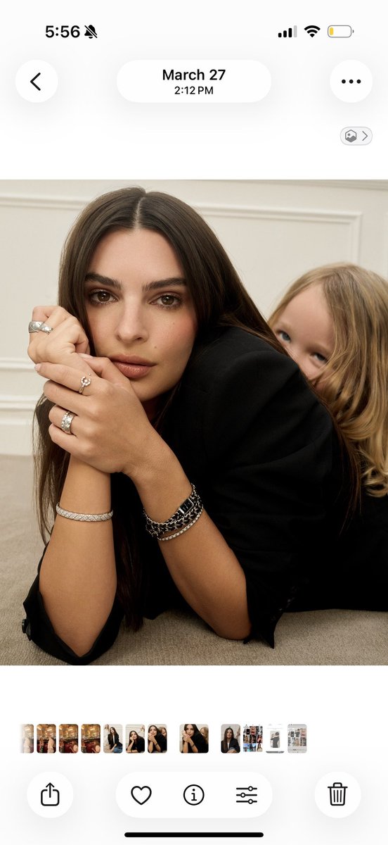 Emily Ratajkowski Nude 13013