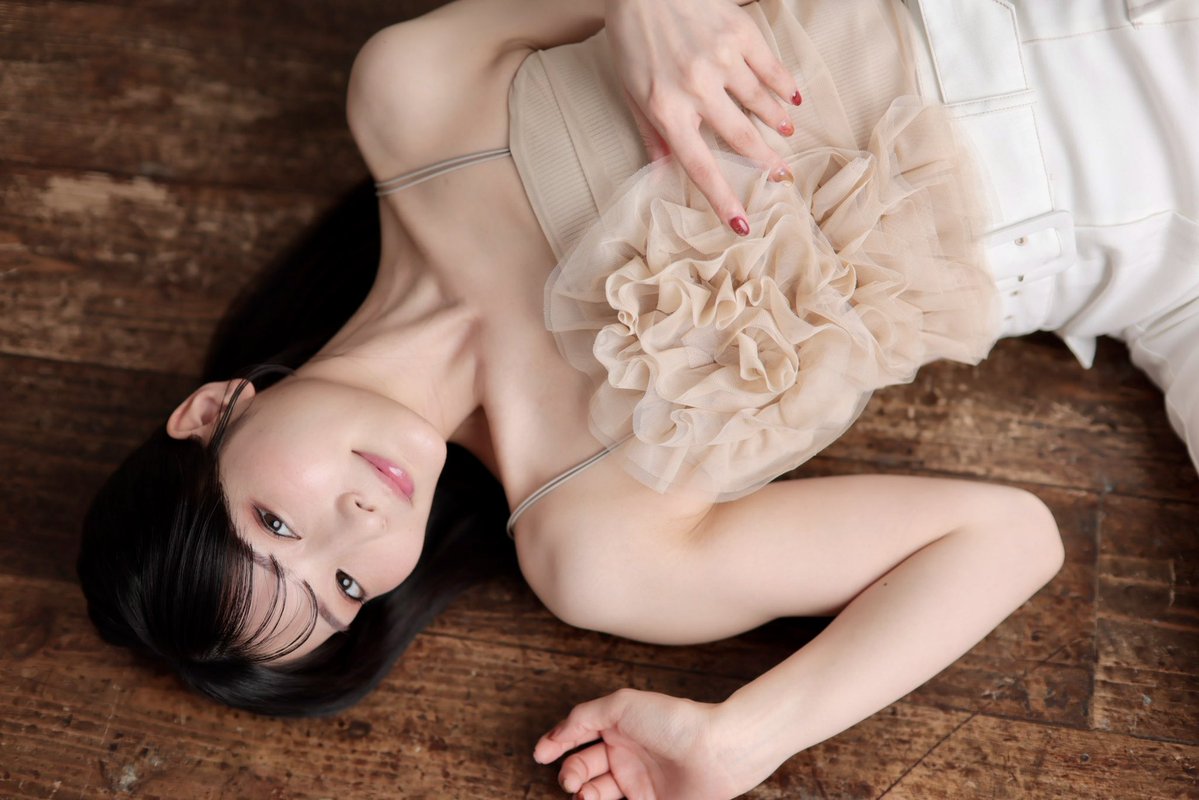 Suzu Honjo Nude 4408