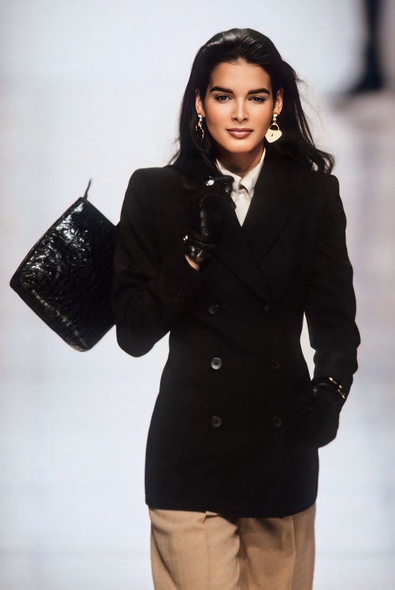 Angie Harmon Nackt 11944