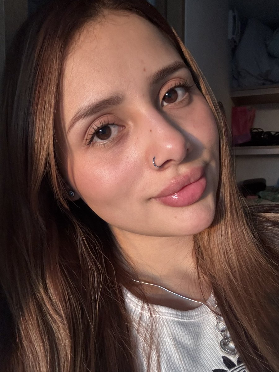 Angie Marin Desnuda 8657