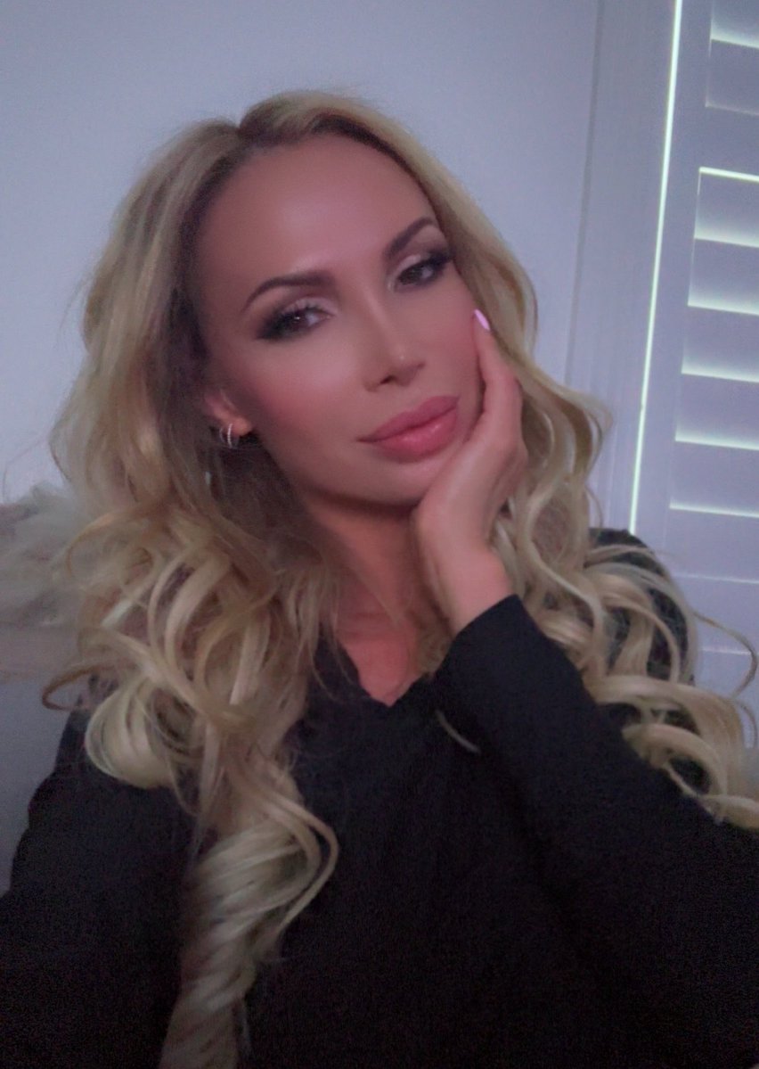 Nikki Benz Nue 7542