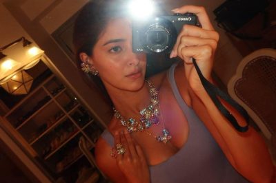 Ananya Pandey Nude 19026