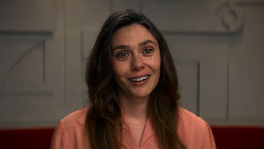 Elizabeth Olsen Nue 6486