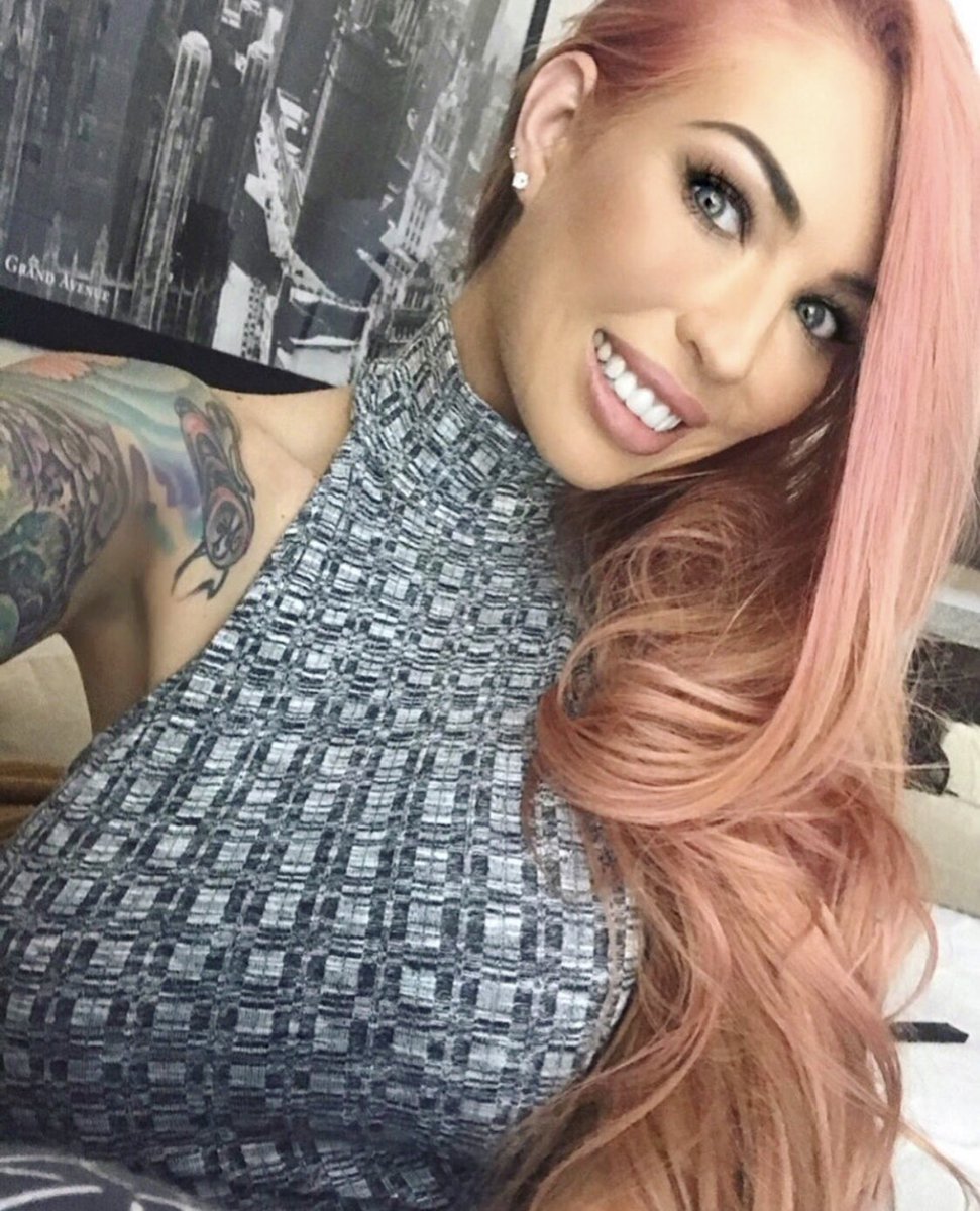 Megan Daniels Nua 11032