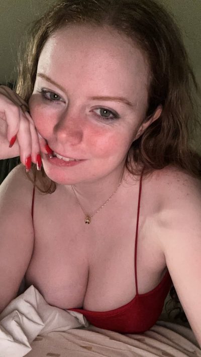 Cherry Bomb Desnuda 14527