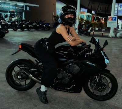 Cara Caru Nackt 16357