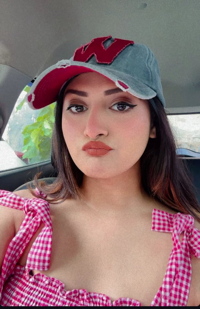 Rashu Dobriyal Desnuda 3301